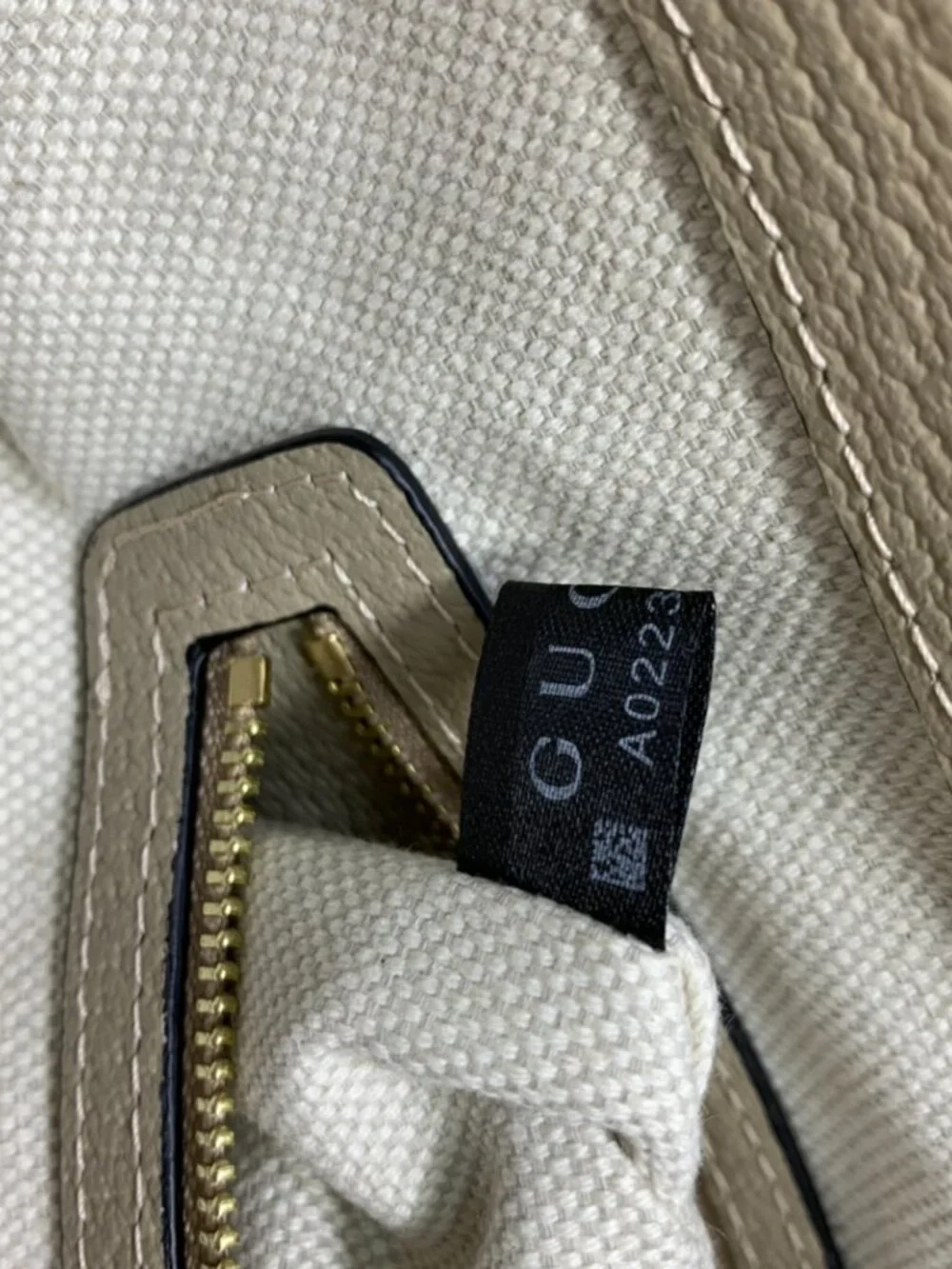 Gucci Ophidia Medium Tote Bag